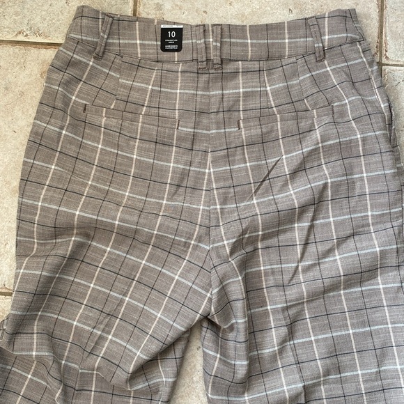 Reitman’s ladies dress pants grey stripe and check - Picture 10 of 13